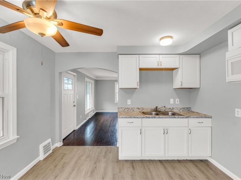 20751 Goller Avenue, Euclid, OH 44119 Photo 7