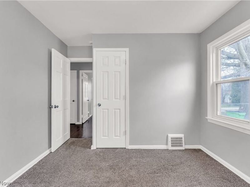 20751 Goller Avenue, Euclid, OH 44119 Photo 8