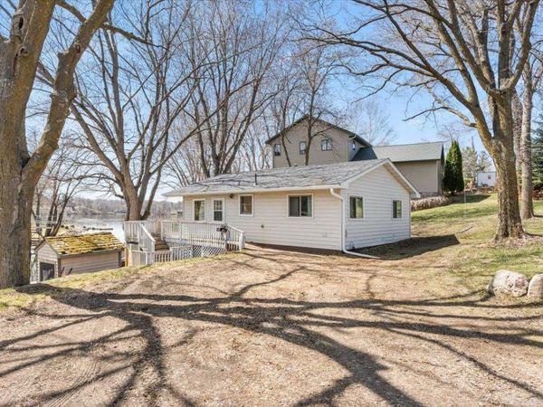 19391 Cedar Island Lake Road , Richmond, MN 56368