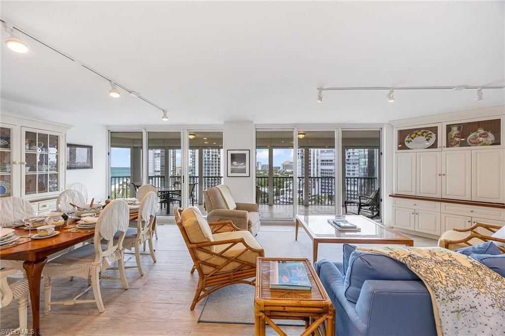 4651 Gulf Shore Blvd N, Unit 1106, Naples, FL 34103 Photo