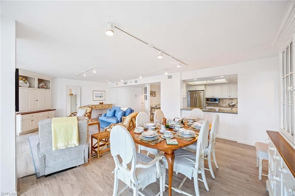 4651 Gulf Shore Blvd N, Unit 1106, Naples, FL 34103 Photo