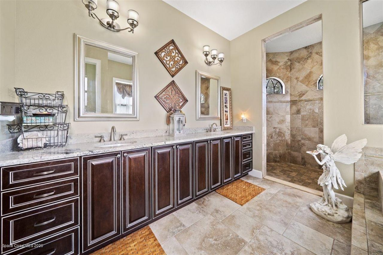 906 Casa Dolce Casa Circle, Rockledge, FL 32955 Photo