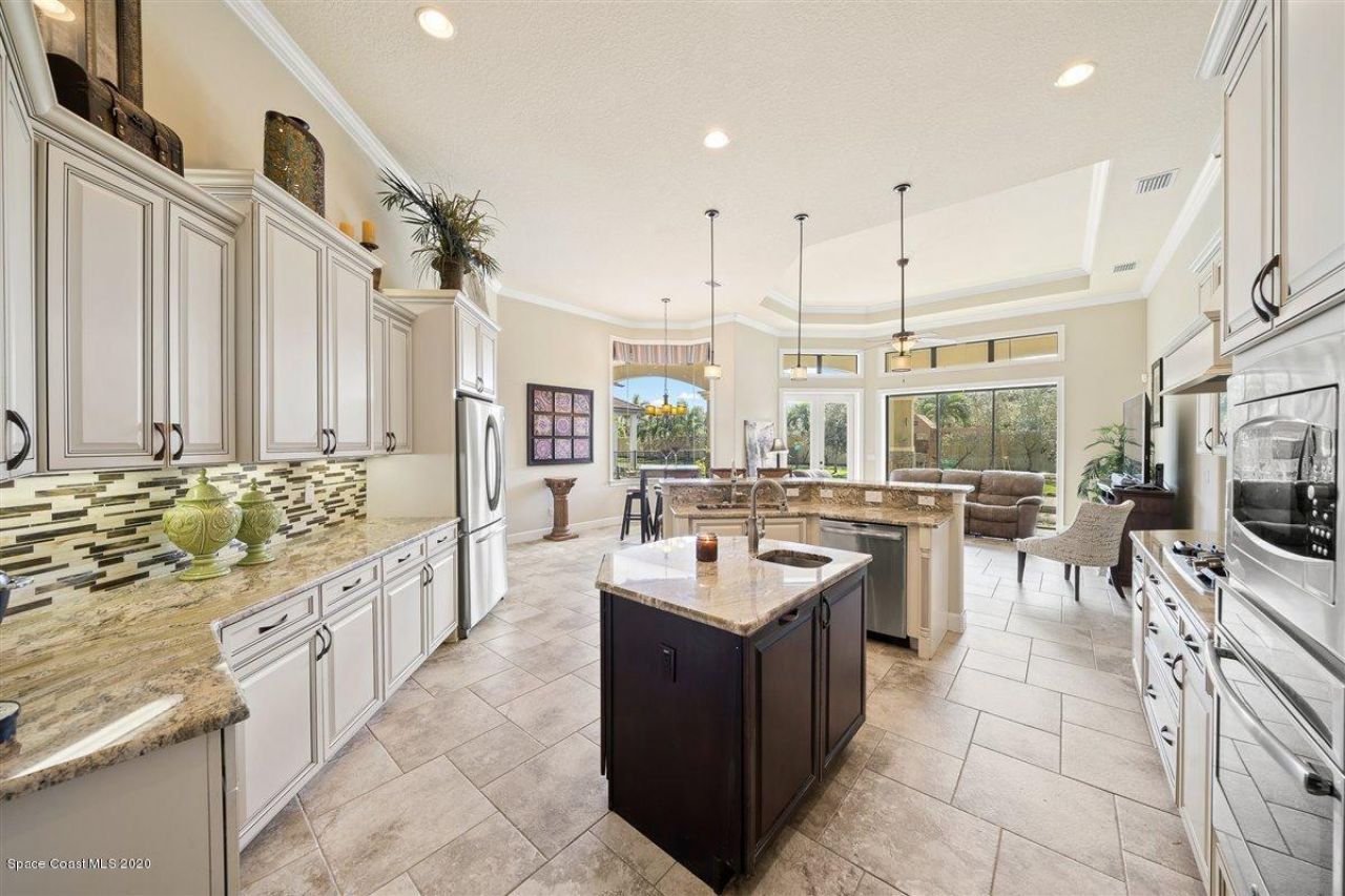 906 Casa Dolce Casa Circle, Rockledge, FL 32955 Photo