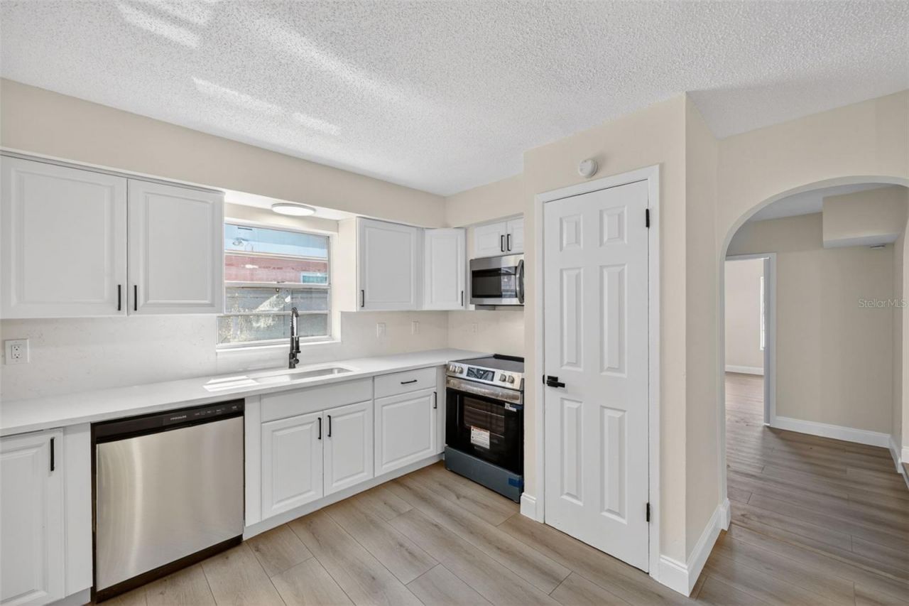 11781 128th Avenue , Largo, FL 33778 Photo