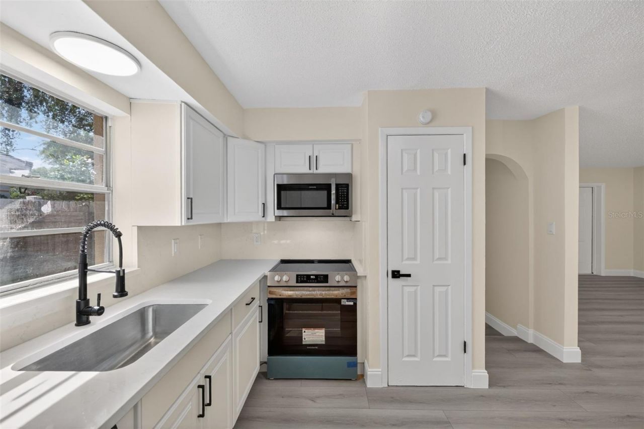 11781 128th Avenue , Largo, FL 33778 Photo