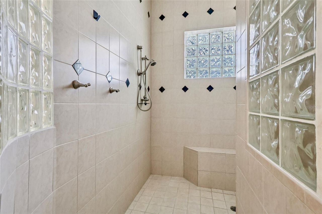 2068 Roberts Point Drive, Windermere, FL 34786 Photo