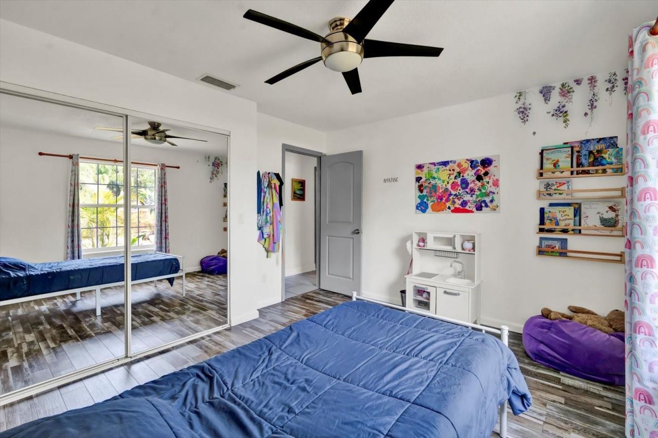 245 Country Circle Drive E, Port Orange, FL 32128 Photo