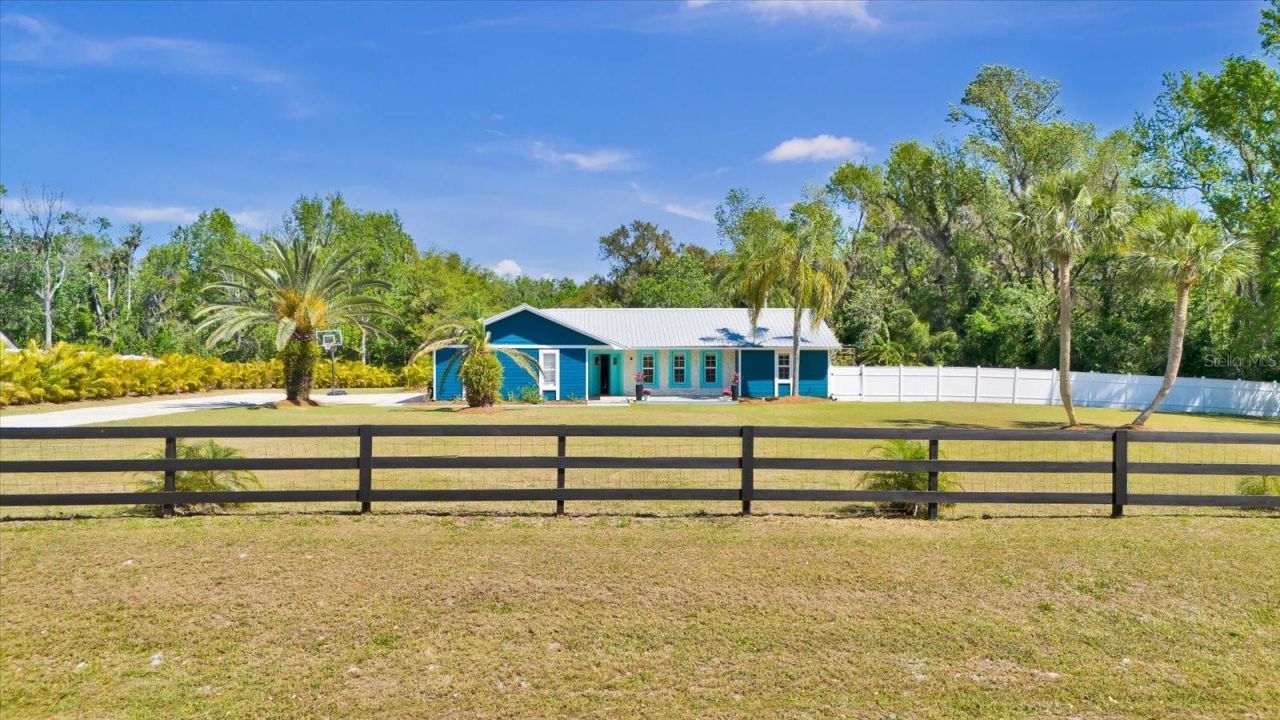 245 Country Circle Drive E, Port Orange, FL 32128 Photo