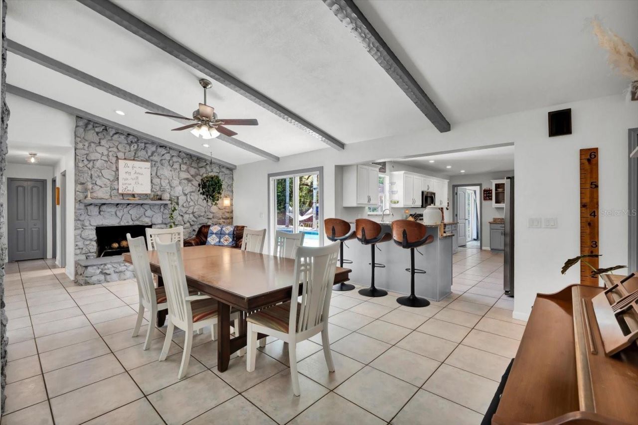 245 Country Circle Drive E, Port Orange, FL 32128 Photo