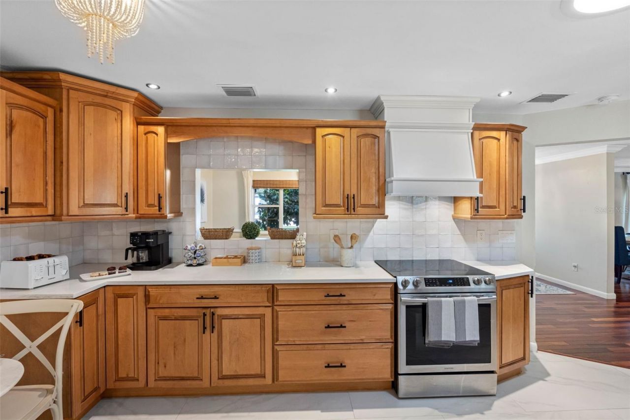 1811 Nursery Road, Clearwater, FL 33764 Photo