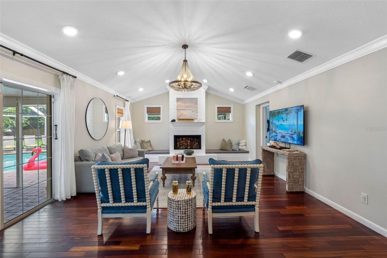 1811 Nursery Road, Clearwater, FL 33764 Photo