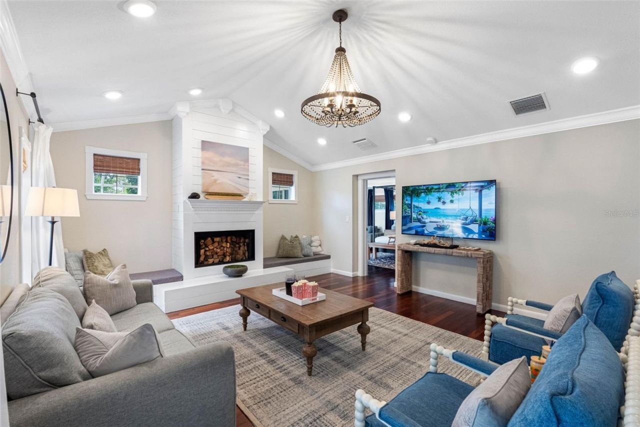 1811 Nursery Road, Clearwater, FL 33764 Photo