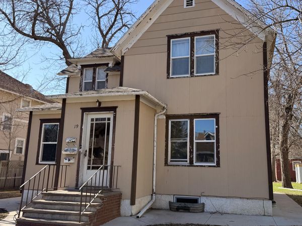 19 SW 8th Avenue, Aberdeen, SD 57401