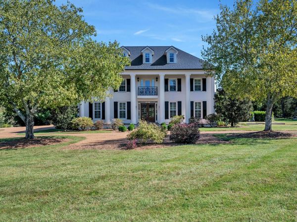 1860 Old Natchez Trce , Franklin, TN 37069