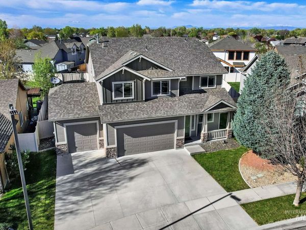 1935 S Sandcrest Way, Nampa, ID 83686