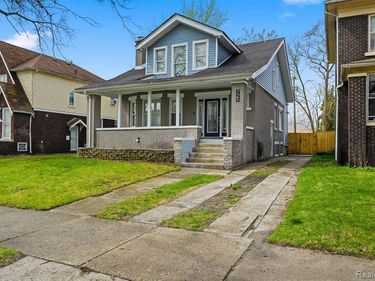 725 Lakewood Street , Detroit, MI 48215