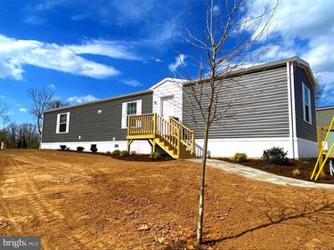 2140 HORSESHOE PARK, HONEY BROOK, PA 19344