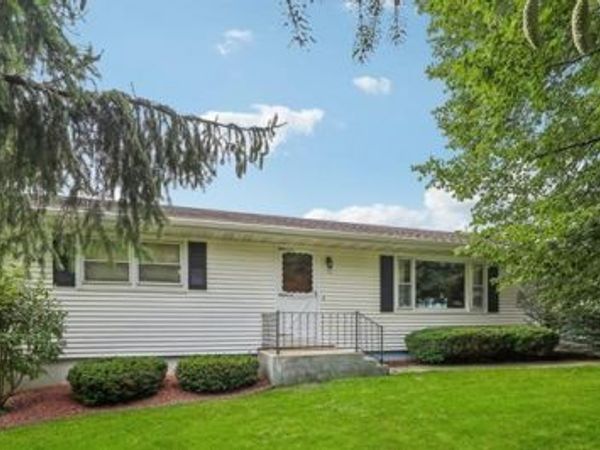 105 E Pine Street, Dodgeville, WI 53533