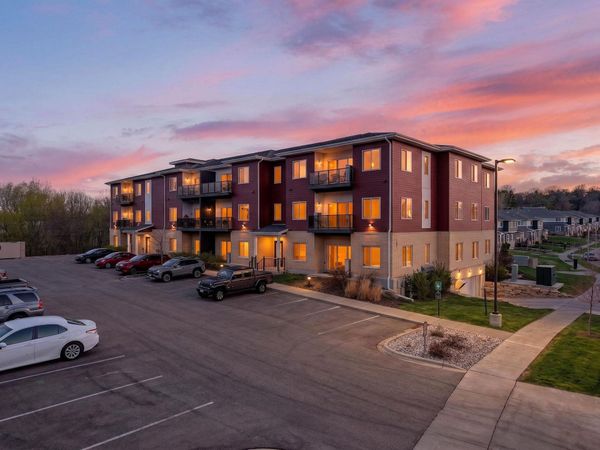 1601 N Windsor Avenue, Unit 208, Cottage Grove, WI 53527