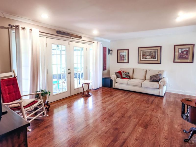 608 Glenway Drive, Hamilton, OH 45013 Photo 11