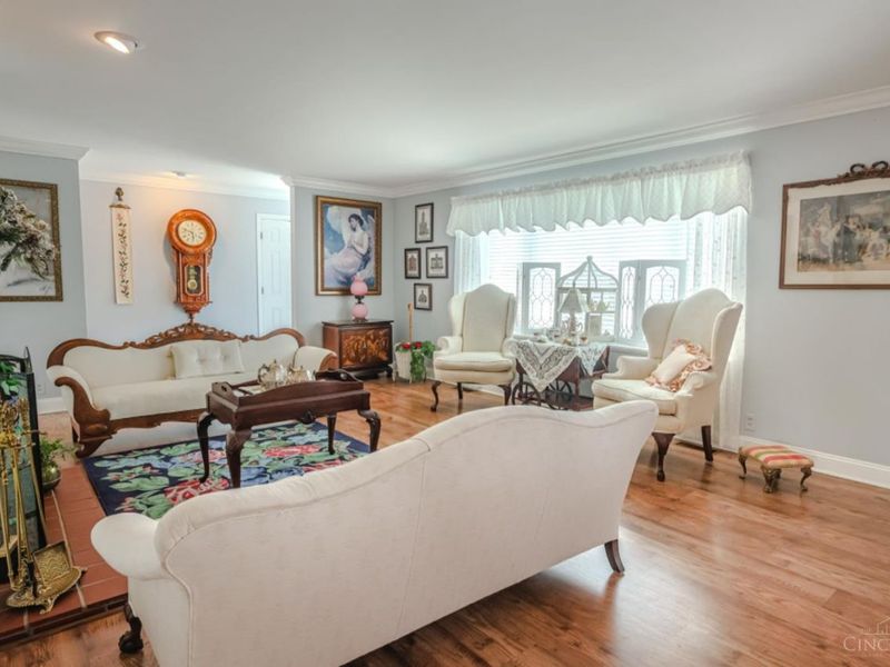 608 Glenway Drive, Hamilton, OH 45013 Photo 4