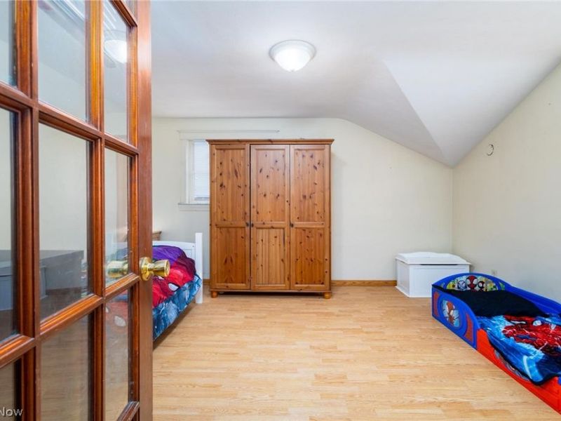 325 Garfield Avenue, Steubenville, OH 43952 Photo 26