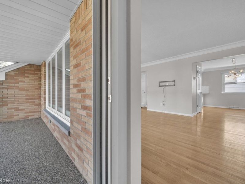 16879 Brinbourne Avenue, Middleburg Heights, OH 44130 Photo 12