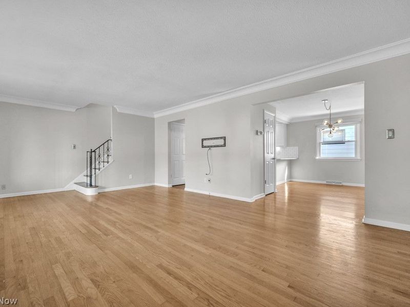 16879 Brinbourne Avenue, Middleburg Heights, OH 44130 Photo 13