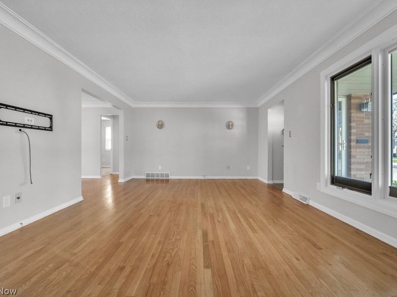 16879 Brinbourne Avenue, Middleburg Heights, OH 44130 Photo 14