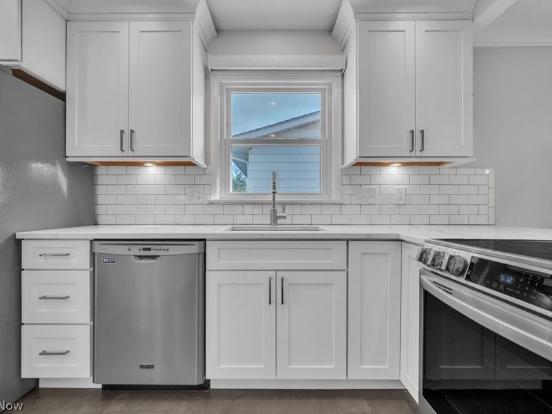 16879 Brinbourne Avenue, Middleburg Heights, OH 44130 Photo 17