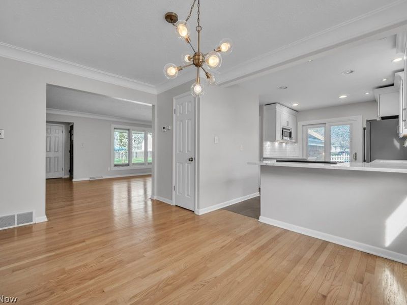 16879 Brinbourne Avenue, Middleburg Heights, OH 44130 Photo 21