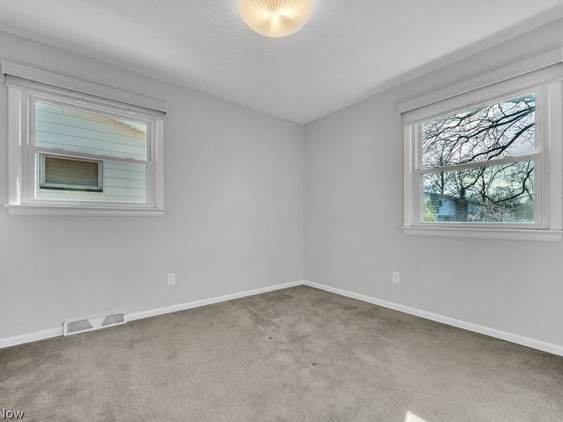 16879 Brinbourne Avenue, Middleburg Heights, OH 44130 Photo 28