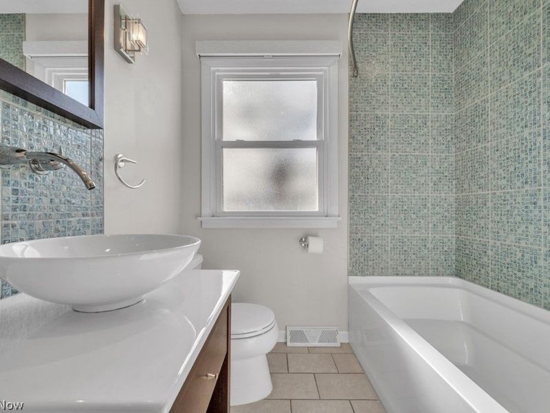 16879 Brinbourne Avenue, Middleburg Heights, OH 44130 Photo 31