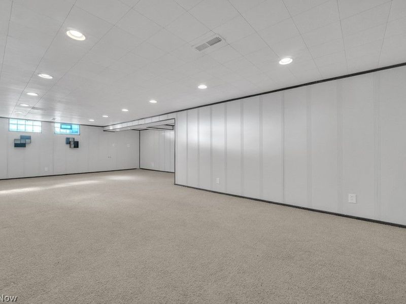 16879 Brinbourne Avenue, Middleburg Heights, OH 44130 Photo 40