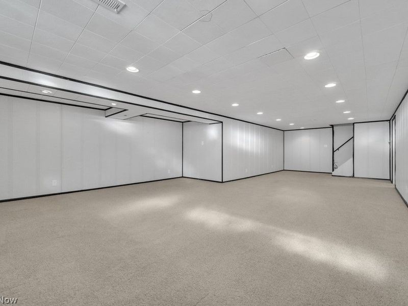 16879 Brinbourne Avenue, Middleburg Heights, OH 44130 Photo 41