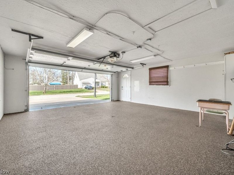 16879 Brinbourne Avenue, Middleburg Heights, OH 44130 Photo 46