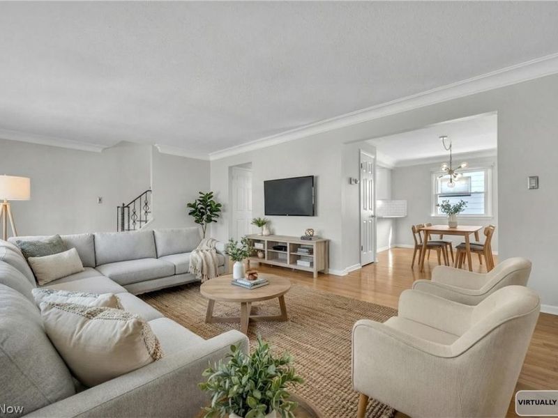 16879 Brinbourne Avenue, Middleburg Heights, OH 44130 Photo 7