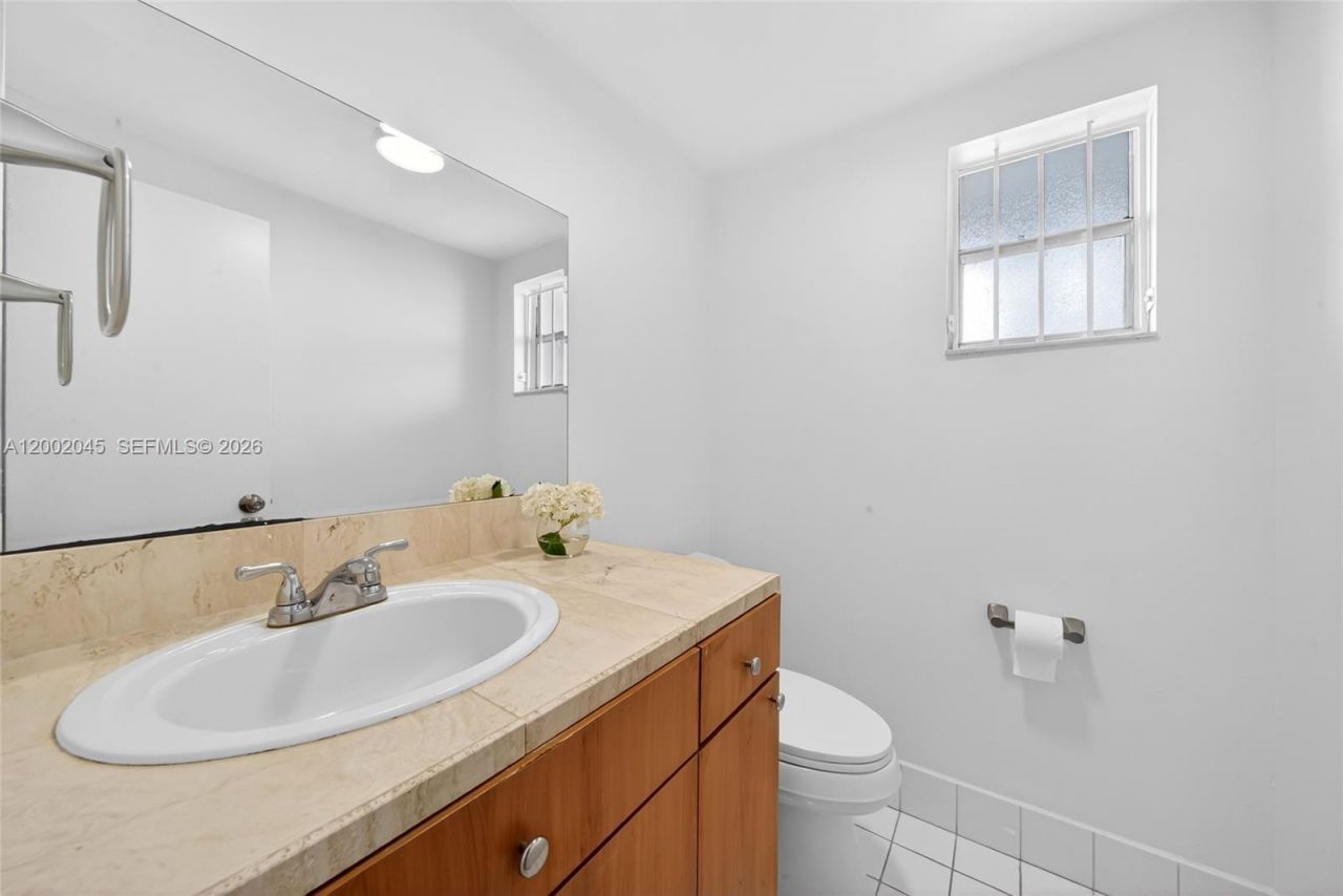 130 NW 87th Ave, Unit H107, Miami, FL 33172 Photo