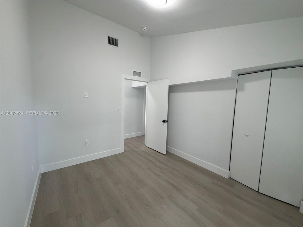 2100 SW 6th St, Miami, FL 33135 Photo