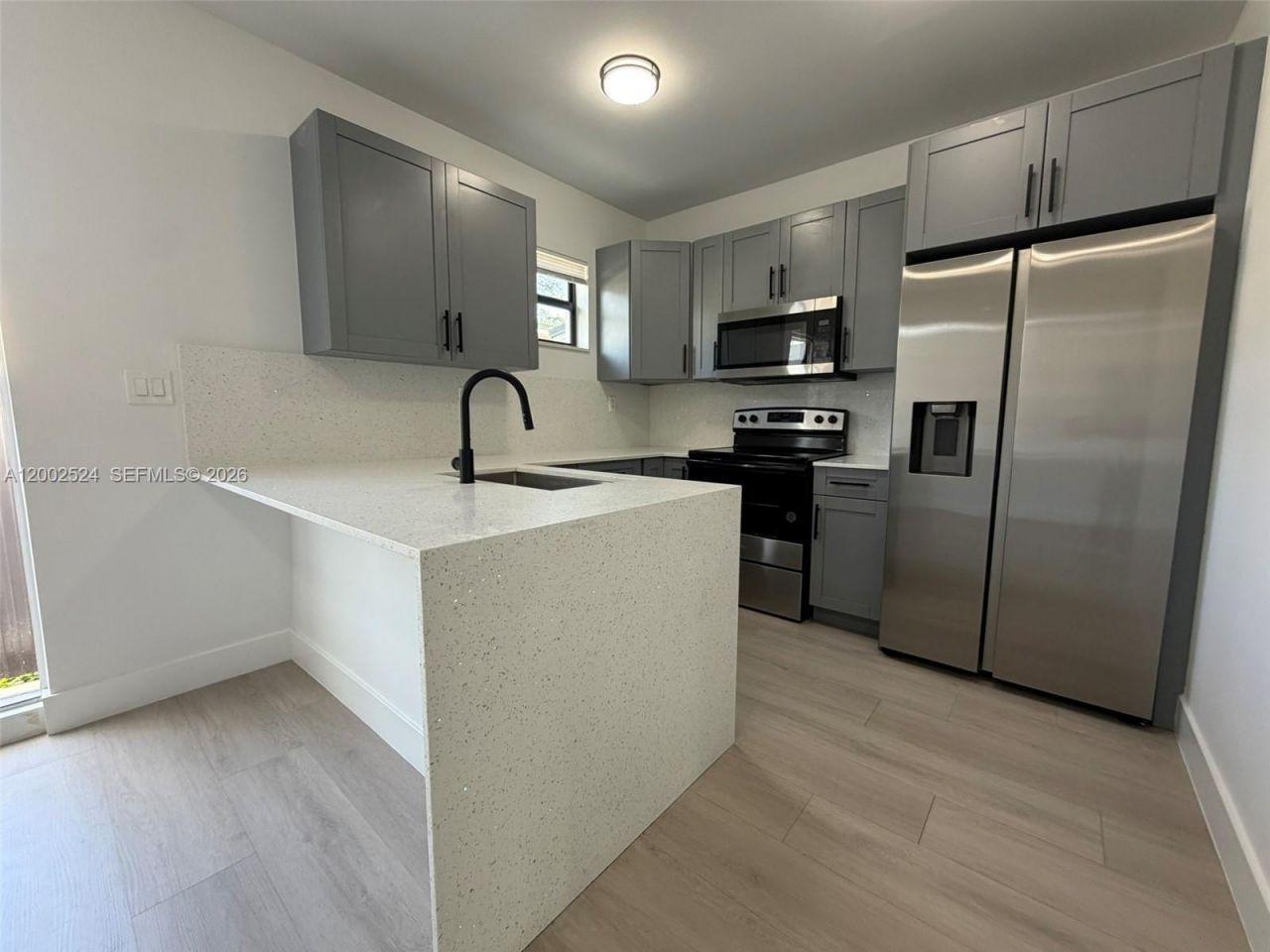 2100 SW 6th St, Miami, FL 33135 Photo