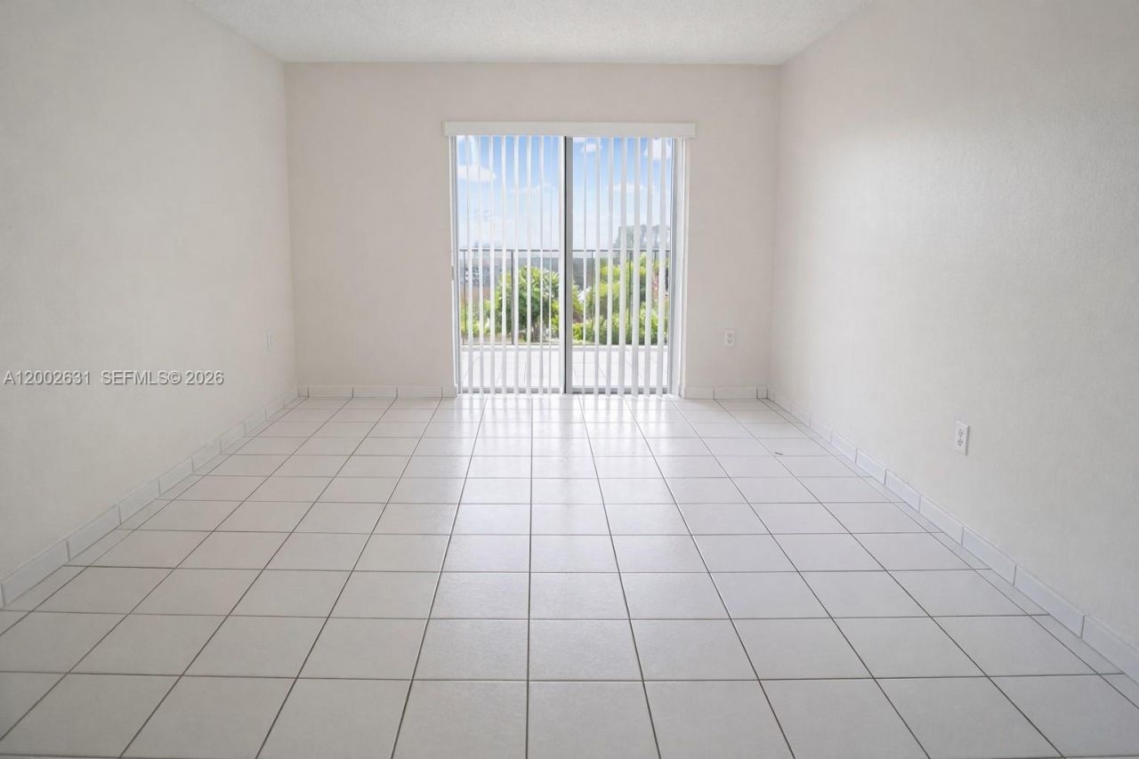5755 W 20th Ave, Unit 406, Hialeah, FL 33012 Photo