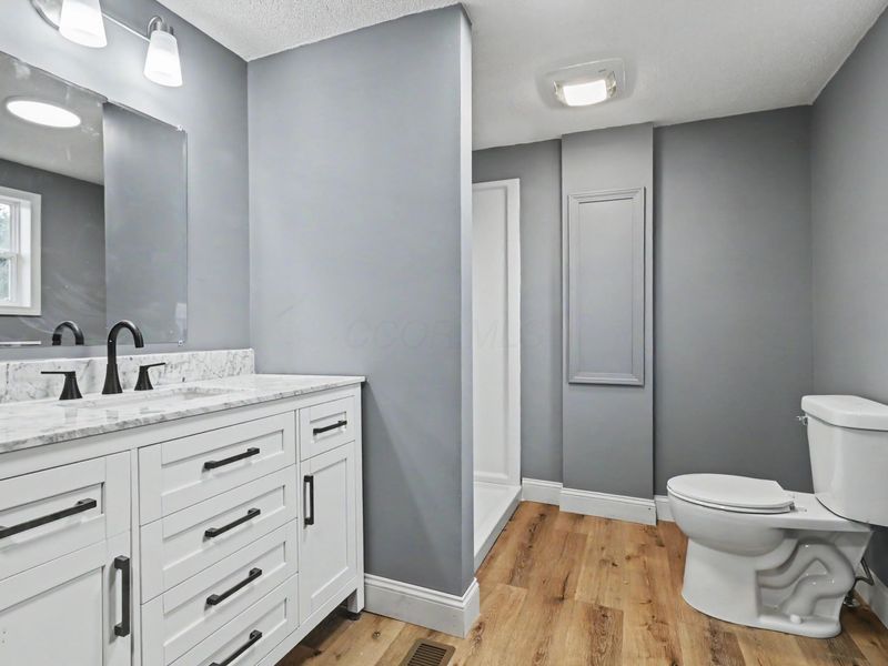 707 Wood Street, Marion, OH 43302 Photo 12