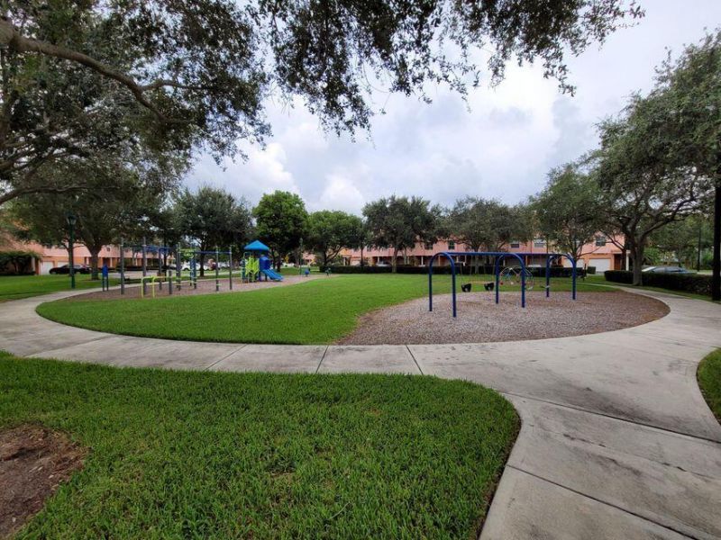 2024 Alta Meadows Lane, Unit 808, Delray Beach, FL 33444 Photo