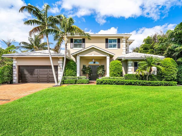 33 Spanish River Drive, Ocean Ridge, FL 33435