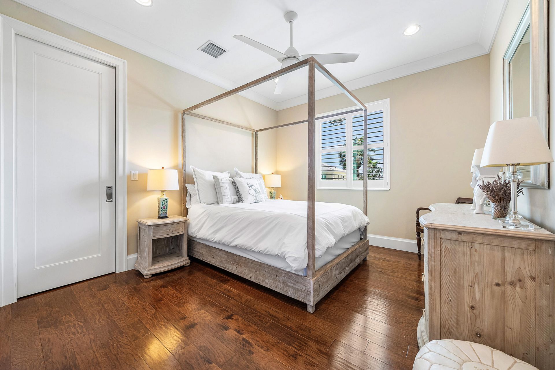 33 Spanish River Drive, Ocean Ridge, FL 33435 Photo