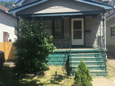 253 Hazelwood Avenue, Buffalo, NY 14215