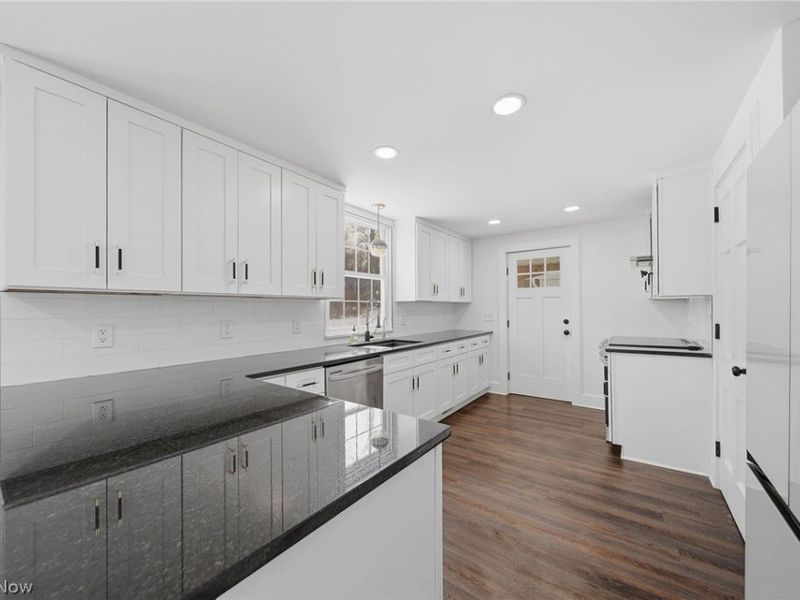 3246 Stimson Road , Barberton, OH 44203 Photo 13