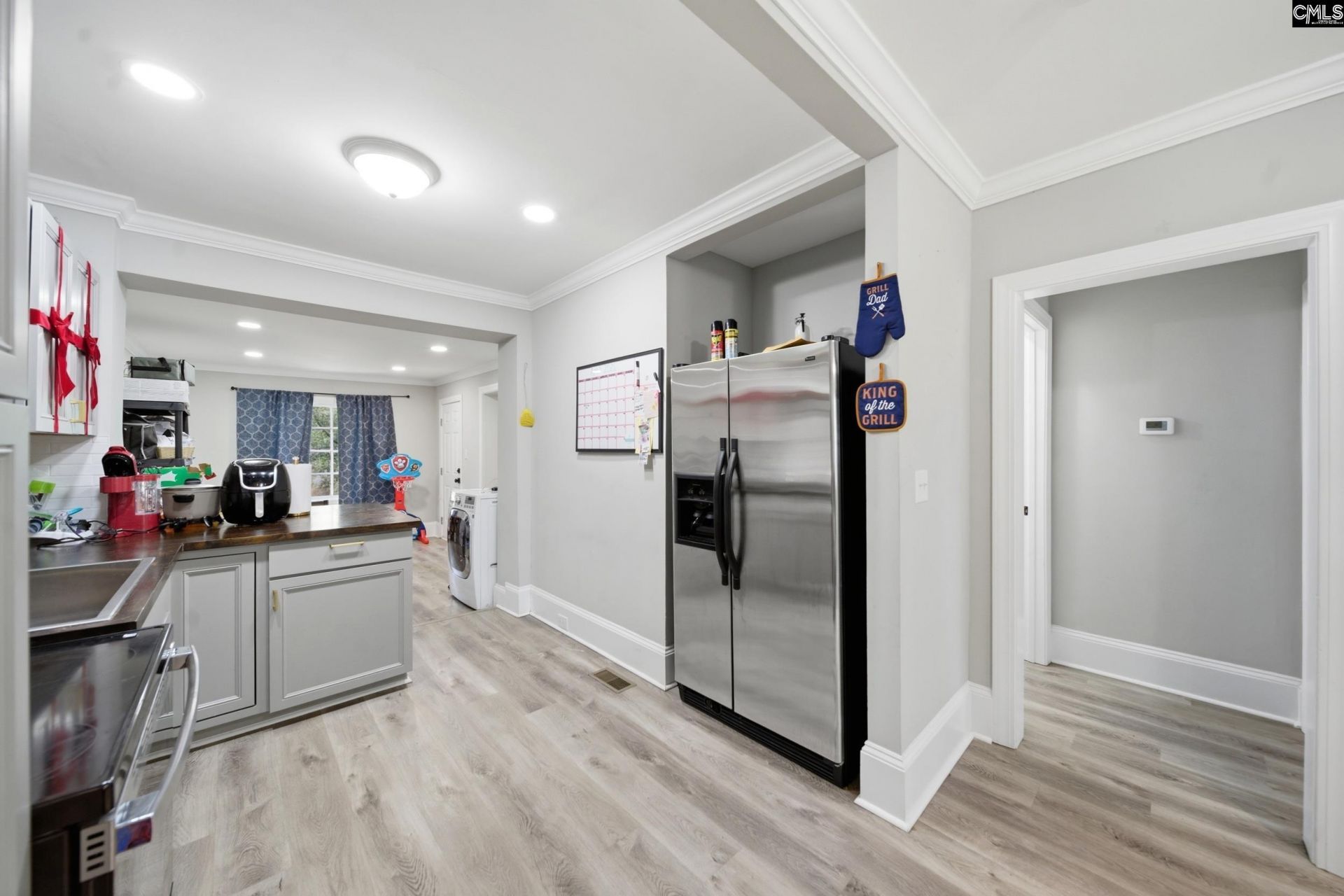 4625 Oxford Road  Photo 9