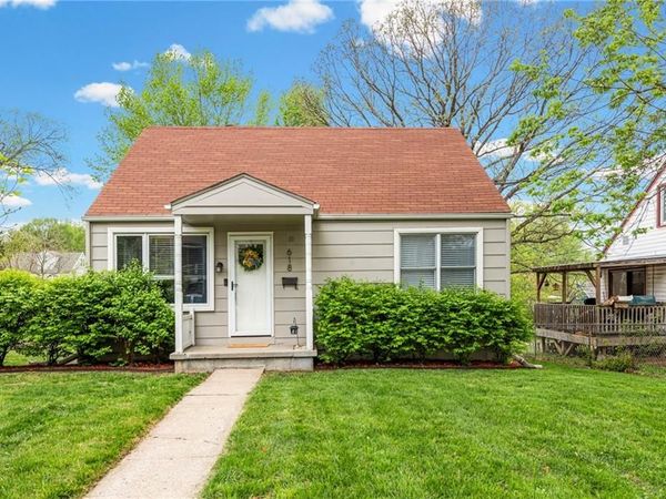 618 Dixie Street, Liberty, MO 64068