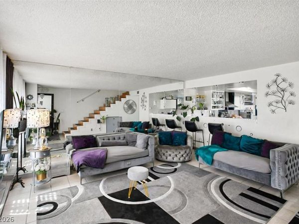 2080 Karen Avenue, Unit 94, Las Vegas, NV 89169